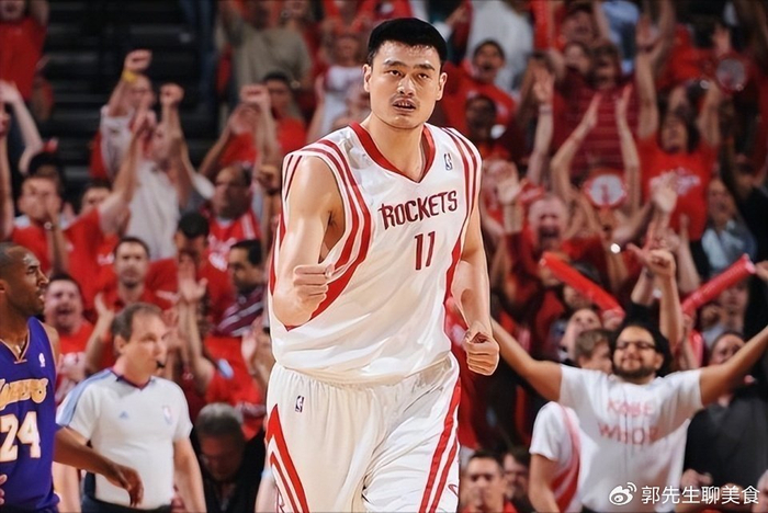 06年姚明新秀合同到期，联盟各队什么报价？湖人最有诚意|NBA|火箭|休斯敦火箭队|迈克尔·乔丹|洛杉矶湖人队_新浪体育_新浪新闻