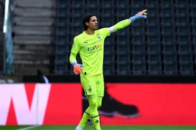 1673911199500062617.jpg zuomo.jpg