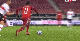 开云体育app-【德甲】格纳布里戴帽+助攻莱万双响 拜仁5比0客胜